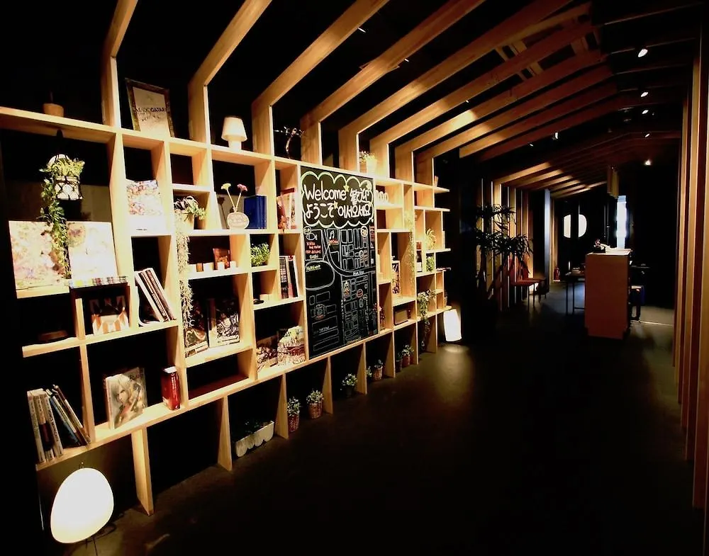 Qoo Hostel Osaka Japonya