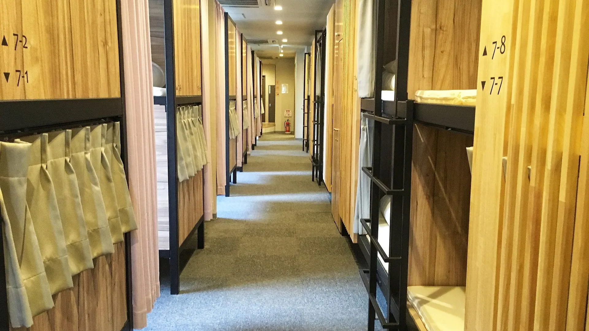 Qoo Hostel Osaka Hotel